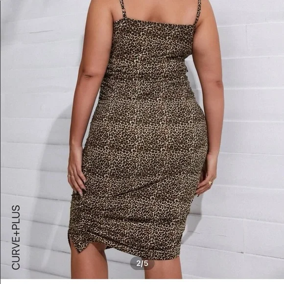 🍒 Leopard Bodycon Dress!!! - Picture 2 of 5